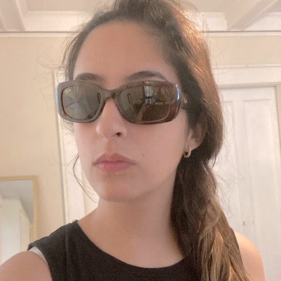 Ray-Ban Sunglasses - Picture 4 of 4